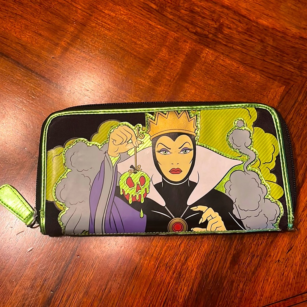 Disney Evil Queen wallet